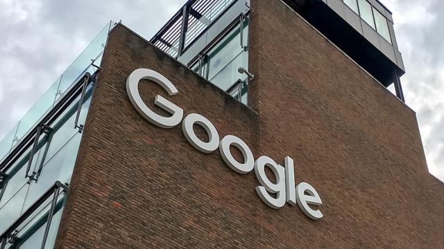 <b>Google pregătește o platformă de comunicare business ce va îngloba funcții de la Gmail, Hangouts</b>Este știut faptul că Google a dezvoltat sau achiziționat multe aplicații utile de-a lungul anilor, printre cele mai notabile fiind soluții precum Search, Gmail, YouTube, Maps, Waze, sau Google Assistant
