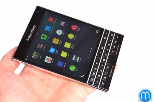 BlackBerry Passport primește o recenzie Înaintea lansării; Mostrele foto ale camerei arata foarte bine! (Video): blackberry_passport_163310.jpg