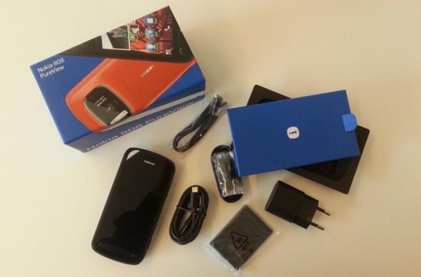 Nokia 808 PureView va intra la vânzare În zilele următoare - scos din cutie În Asia: nokia_808_pureview_4.jpg