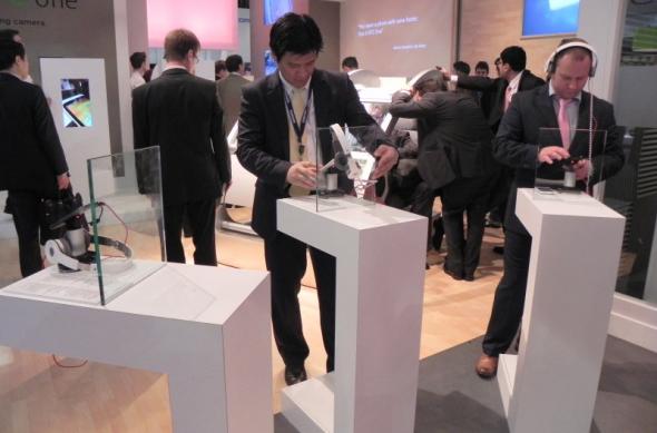 MWC 2012 - Standul HTC ni se prezintă cu dubstep și dans modern (Video): dscn0986jpg.jpg