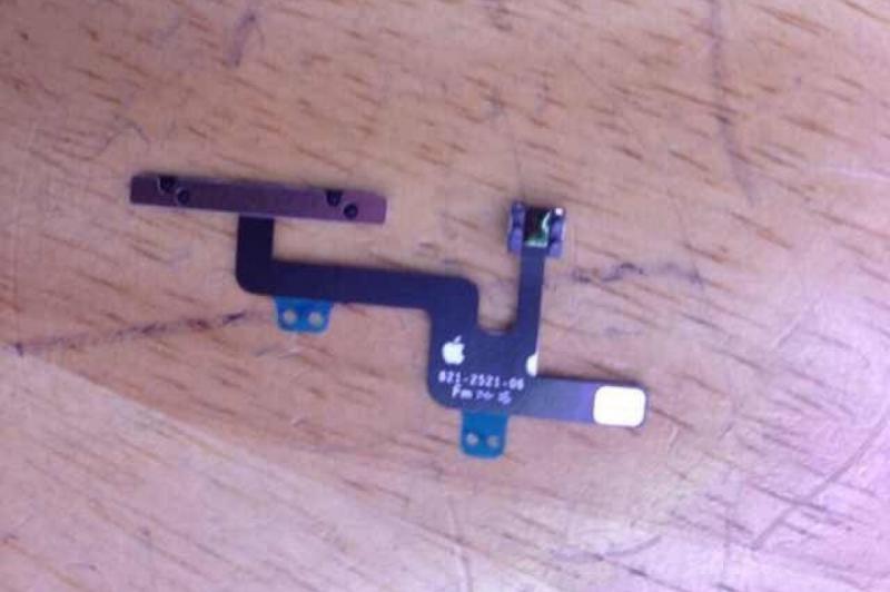 Noi imagini cu panoul frontal al lui iPhone 6 și componente de iPad Air 2 apar pe web: 623598ac.jpg