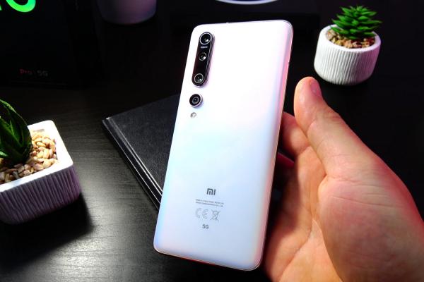 Xiaomi Mi 10 Pro 5G: OS, UI, aplicaţii cu MIUI 12 mult evoluat