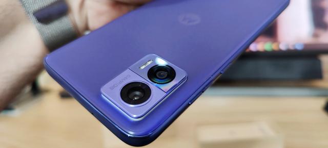 Motorola Edge 30 Neo review detaliat în limba română (Evaluare Mobilissimo)