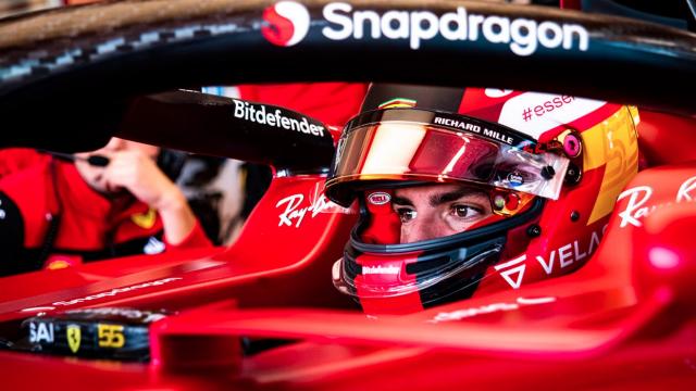 <b>Compania românească Bitdefender încheie un parteneriat neașteptat cu Ferrari, logo-ul său urmând a fi afișat pe monoposturile F1</b>După ce mai devreme am aflat via BF.ro faptul că soluția Bitdefender Total Security (5 dispozitive/1 an) costă acum doar 59.99 lei, iată că avem o nouă veste bombă. Așa cum spune și titlul postării de față Bitdefender tocmai a anunțat 