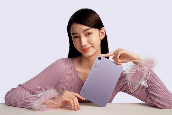 Xiaomi lansează o tabletă compactă de gaming: Redmi K Pad vine cu ecran de 8.8 inch 165 Hz, procesor Dimensity 9400+ și 16 GB RAM