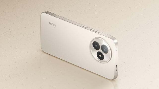 <b>REDMI K80 Ultra propune un ecran OLED de 144Hz, are procesor Dimensity 9400+ și baterie monstru de 7410 mAh</b>Xiaomi a profitat de ocazie pe data de 26 iunie pentru a prezenta alături de MIX Flip 2 și smartphone-ul Redmi K80 Ultra, un flagship cu dotări atractive și o baterie de-a dreptul enormă. Are design intrigant care amintește într-o oarecare măsură 