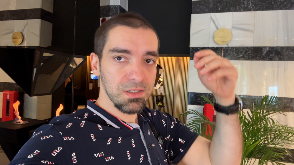 Am vizitat showroom-ul Kuziini din București; Cum arată sufrageria inteligentă Samsung, parte din campania „AI timp pe plus+”