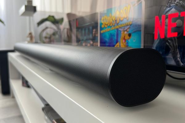 Sonos Arc Ultra + Sonos Sub 4 Review: Sistemul home theater premium care transformă sunetul din living-ul tău, pentru experiențe spectaculoase ca într-o sală de cinema 