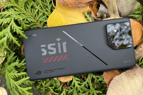 ASUS ROG Phone 9 Pro review detaliat în limba română (evaluare Mobilissimo)