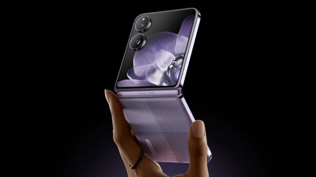 <b>Xiaomi Mix Flip a sosit în Europa: pliabilul Flip cu cea mai mare baterie, cea mai rapidă încărcare, cel mai mare ecran extern</b>Atunci când colegul Alex a fost în China, în iulie, nu a văzut doar mașinile Xiaomi SU7 în acțiune, ci și telefonul pliabil cu clapetă, Mix Flip. Acest model se remarcă prin câteva superlative care nu se regăsesc la alte modele Flip: cea mai