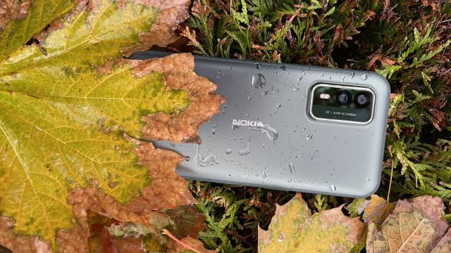 <b>Adio Nokia? HMD scoate de pe site-ul său telefoanele cu acest branding</b>Nokia pare să treacă printr-o a doua "apocalipsă", după cea din epoca Microsoft. Acum HMD i-a scos produsele din magazinul propriu în Europa, semnalând din nou finalul unei epoci. HMD dădea semne în această direcţie încă de la 