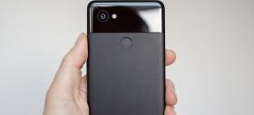 Aplicația Camera de pe Google Pixel 2 oferă integrare cu Google Photos; se renunță astfel la afișarea imaginilor obținute în galeria standard