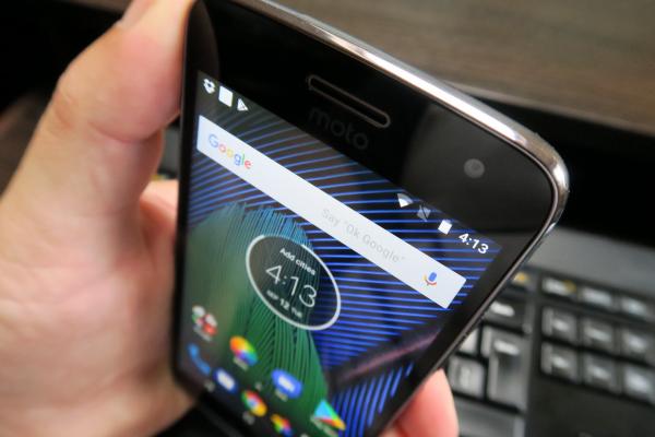 Motorola Moto G5 Plus: Conectivitate last gen la unele capitole, viteze OK