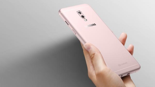 <b>Turul Magazinelor #311: HTC One M9+ la preţ excelent, telefon Samsung dual-camera nou pe plan local şi un hamac pentru picioarele obosite</b>Avem astăzi recomandări din diferite categorii pentru voi, de la un smartphone numai bun pentru iubitorii de muzică și până la un radio auto Sony care va face atmosferă la interiorul mașinii voastre. Toate acestea, dar și un nou terminal cu 