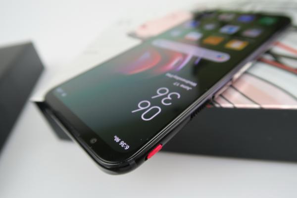 Nubia Red Magic 5G: Baterie bună de maratoane de gaming