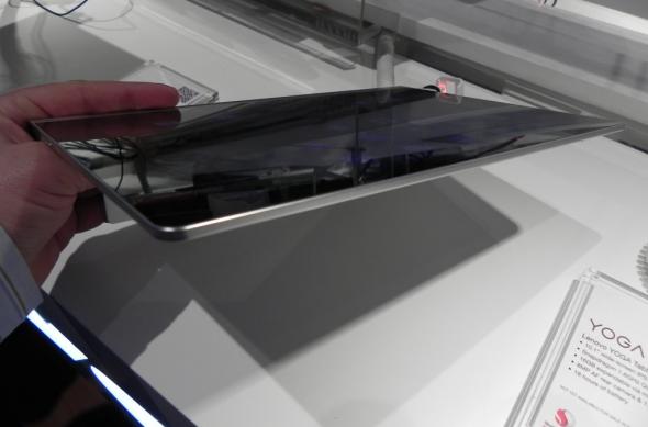 MWC 2014: Lenovo Yoga Tablet 10 HD+ hands on preview - tableta multimode cu kickstand integrat (Video): dscn4801jpg.jpg