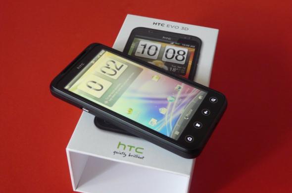 HTC EVO 3D scos din cutie, un rival pe măsura lui LG Optimus 3D? (Video): p1230453jpg.jpg
