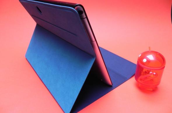 Sony Xperia Tablet S review - bântuită de predecesor, cu sunet fantastic, dar și buguri noi (Video): 05_sony_xperia_tablet_s_review_mobilissimo_ro.jpg