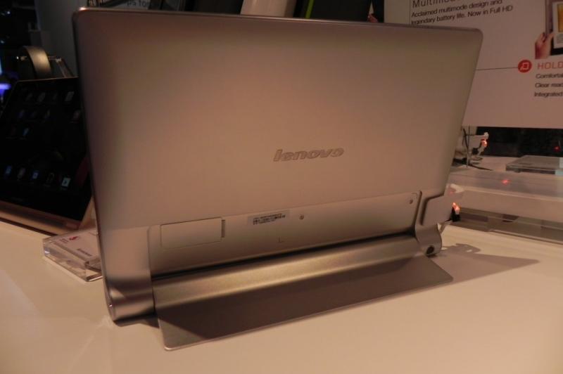 MWC 2014: Lenovo Yoga Tablet 10 HD+ hands on preview - tableta multimode cu kickstand integrat (Video): dscn4796jpg.jpg