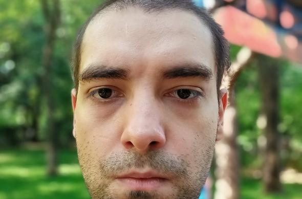 Fotografii de tip selfie făcute cu Samsung Galaxy A41: 20200627_174227.jpg