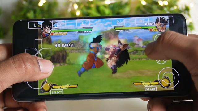 <b>Primul emulator PS3 ajunge în Play Store! aPS3e devine (parțial) open-source</b>Emulatorul de PS3 pentru Android, aPS3e, a reapărut în Google Play Store după o perioadă de incertitudine, aducând cu el promisiuni de transparență și o așa-zisă deschidere a codului sursă. Venind din partea unui dezvoltator chinez necunoscut