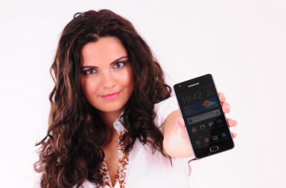 Samsung I9100 Galaxy S II - Mobigirl: Samsung-I9100-Galaxy-S-II-Mobigirl_001.jpg