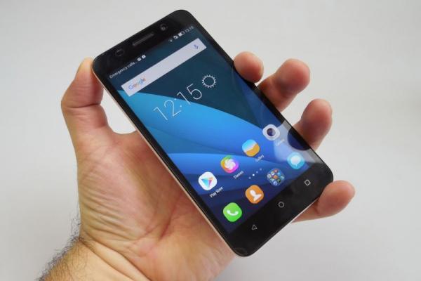 Huawei Honor 4X Review: phablet midrange ce ţine stindardul Honor sus; Noul sistem de notare Mobilissimo.ro debutează aici!