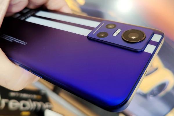 realme GT Neo 3 150W: Hardware cât se poate de capabil, de "wannabe flagship"