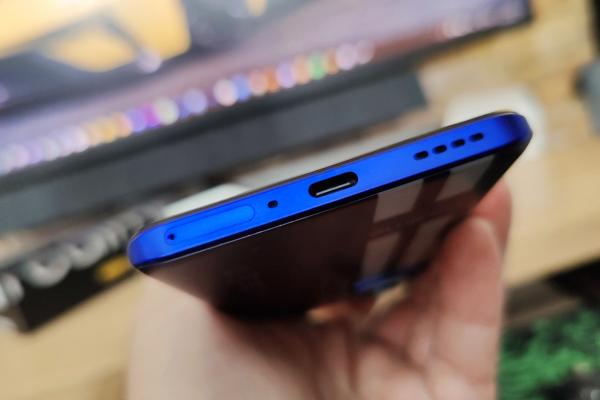 realme GT Neo 3 150W: Baterie care se încarcă în sub 20 de minute