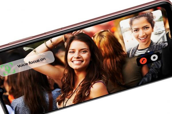 Samsung îmbunătățește calitatea apelurilor pe smartphone-urile de buget odată cu lansarea funcției Voice Focus