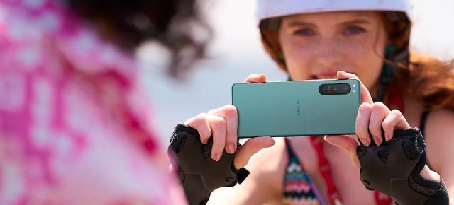 Preț și disponibilitate Sony Xperia 5 IV în România