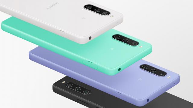 <b>Sony Xperia 10 V se află în pregătire! Va aduce un aspect familiar și un CPU midrange de nouă generație</b>În urmă cu ceva timp scriam despre Sony Xperia Ace 4, un smartphone midrange care va debuta, probabil, doar în Japonia. Cu toate acestea, compania ar urma să lanseze la nivel global un alt smartphone midrange - Sony Xperia 10 V. Azi aflăm câteva