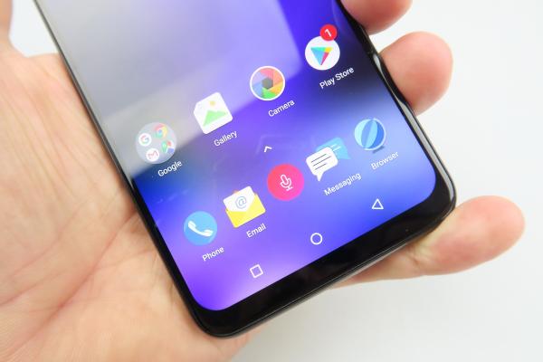Allview Soul X5 Pro: OS, UI, aplicaţii cu un Visual UI, AVI, Oreo 8.1 capabile