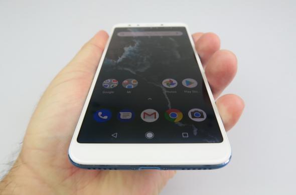 Xiaomi Mi A2 - Galerie foto Mobilissimo.ro: Xiaomi-Mi-A2_078.JPG