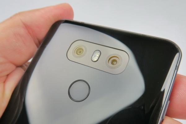 Alertă preț bun! LG G6 primește un discount considerabil din partea eMAG.ro