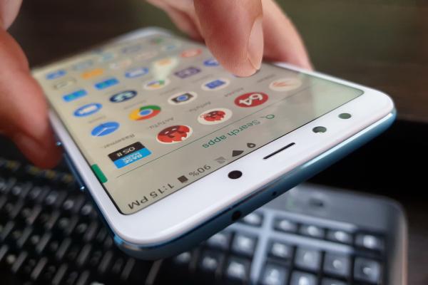 Xiaomi Mi A2: Benchmark-uri peste ZenFone 5, sub Nokia 7 Plus