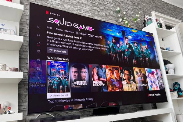 Samsung OLED 77S95F TV Review: 2 metri de televizor OLED, gata să îți încânte privirea + un AI care îți îmbunătățește experiența de cinema și chiar gaming