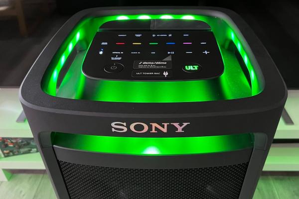 Sony ULT Tower 9AC - Design