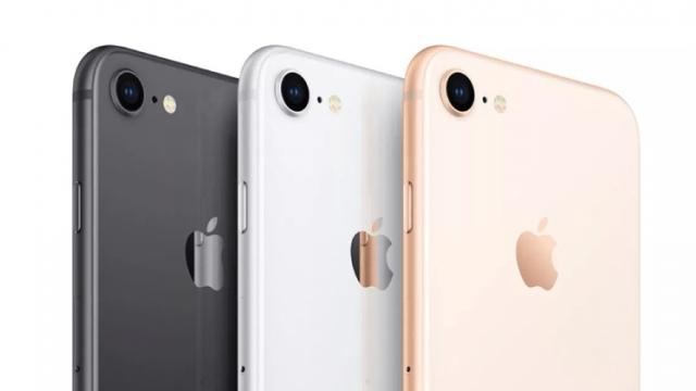 <b>iPhone SE 2 vine în primul trimestru din 2020, iar Apple pregăteşte şi o cască AR şi un iPad Pro axat pe AR</b>Noi detalii despre portofoliul de produse Apple pentru anul 2020 au ieşit azi la iveală. Ca de obicei vin de la vizionarul analist Ming-Chi Kuo, cel care a tot vorbit despre iPhone SE 2 în ultima vreme. Deja ştiam că succesorul lui