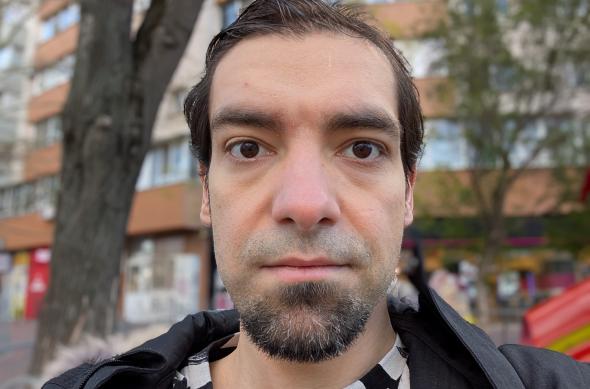 Google Pixel 9a - Mostre Foto (selfie): PXL_20250409_084544043.PORTRAIT.jpg