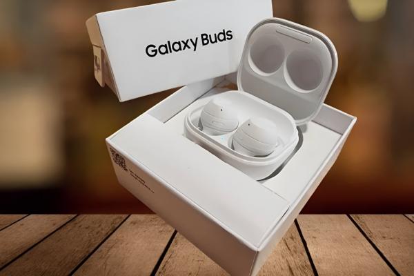 Galaxy Buds FE ar putea avea un succesor, sub o denumire complet nouă: Galaxy Buds Core