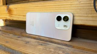 Redmi Note 17 Pro Max 5G: Cameră duală pricepută la close-up și detalii, selfie arătos