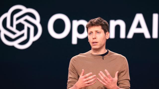 <b>OpenAI anunță restructurări în conducerea executivă; Sam Altman se va concentra mai mult pe AI și inovație tehnică</b>OpenAI a anunțat o restructurare majoră în conducerea companiei. Sam Altman, CEO-ul companiei, anunță că se va concentra mai mult pe direcția tehnică și inovația în cercetare. Compania a ajuns într-un moment În care trebuie să răspundă așteptărilor