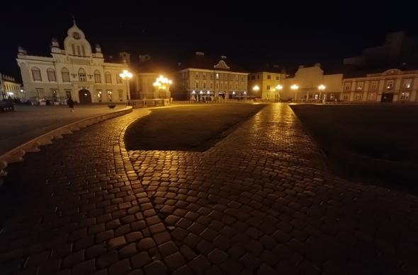 POCO M4 Pro 4G, fotografii low light: IMG_20220315_230252.jpg