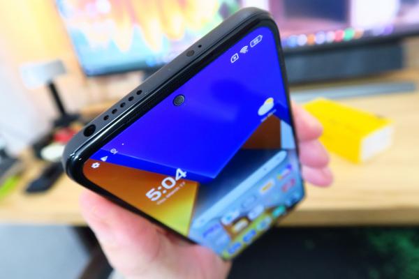 POCO M4 Pro 4G: Conectivitate 4G, dual SIM, infraroşu avem şi avem şi NFC