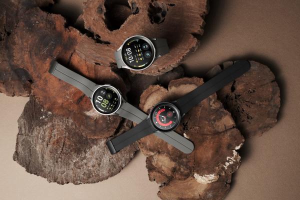 Preț și disponibilitate Samsung Galaxy Watch5 Pro în România (+ căști Buds Live cadou la precomandă)
