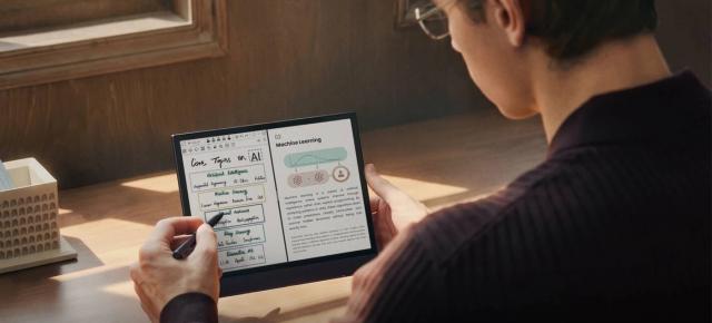 BOOX lansează trei dispozitive E Ink cu Android 16 – Palma 3 aduce un ecran de 6,13 inch într-un format de telefon