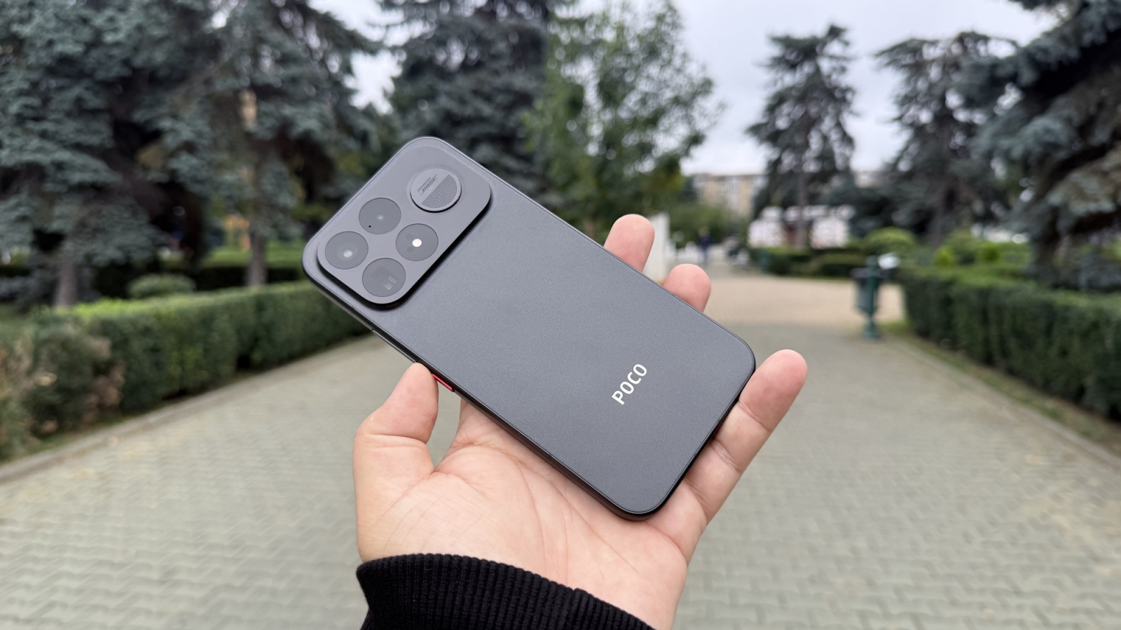 POCO F9 Ultra: Snapdragon 8 Elite Gen 5, sistem audio 2.1 Bose și baterie de 8050 mAh
