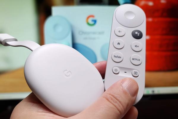 Chromecast With Google TV Review: mai rapid decât multe televizoare Android TV, telecomanda e binevenită (Video)