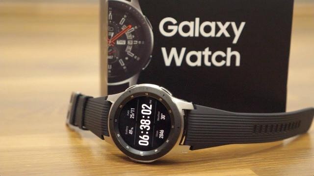 <b>REDUCERI REALE Altex: azi avem ceas Galaxy Watch 46mm și aspirator BEKO ieftin</b>În prag de weekend ALTEX ne încântă cu REDUCERI REALE, o zi în care avem parte de o serie de oferte foarte actractive. Printre produsele vedetă de pe listă se numără un ceas inteligent de 